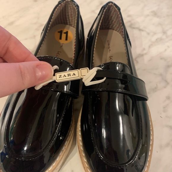 Little kids size 11 (11T) (EU 31) NWT Zara loafers - Picture 3 of 5